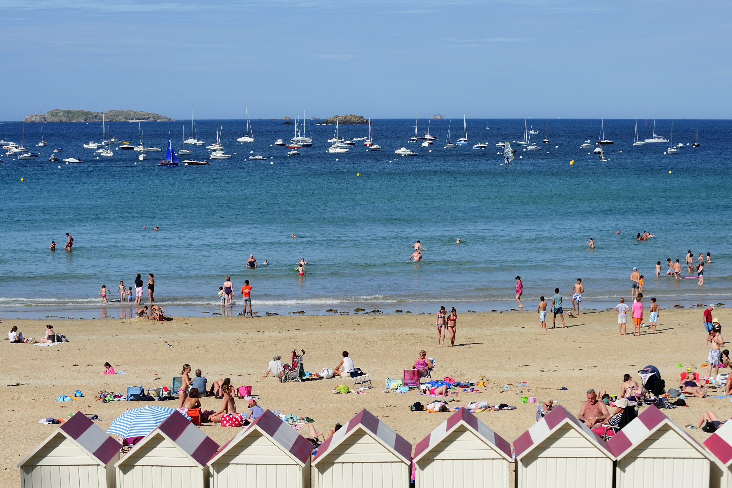 Saint-Lunaire Plus belles villes à visiter en Ille-et-Vilaine Bretagne.