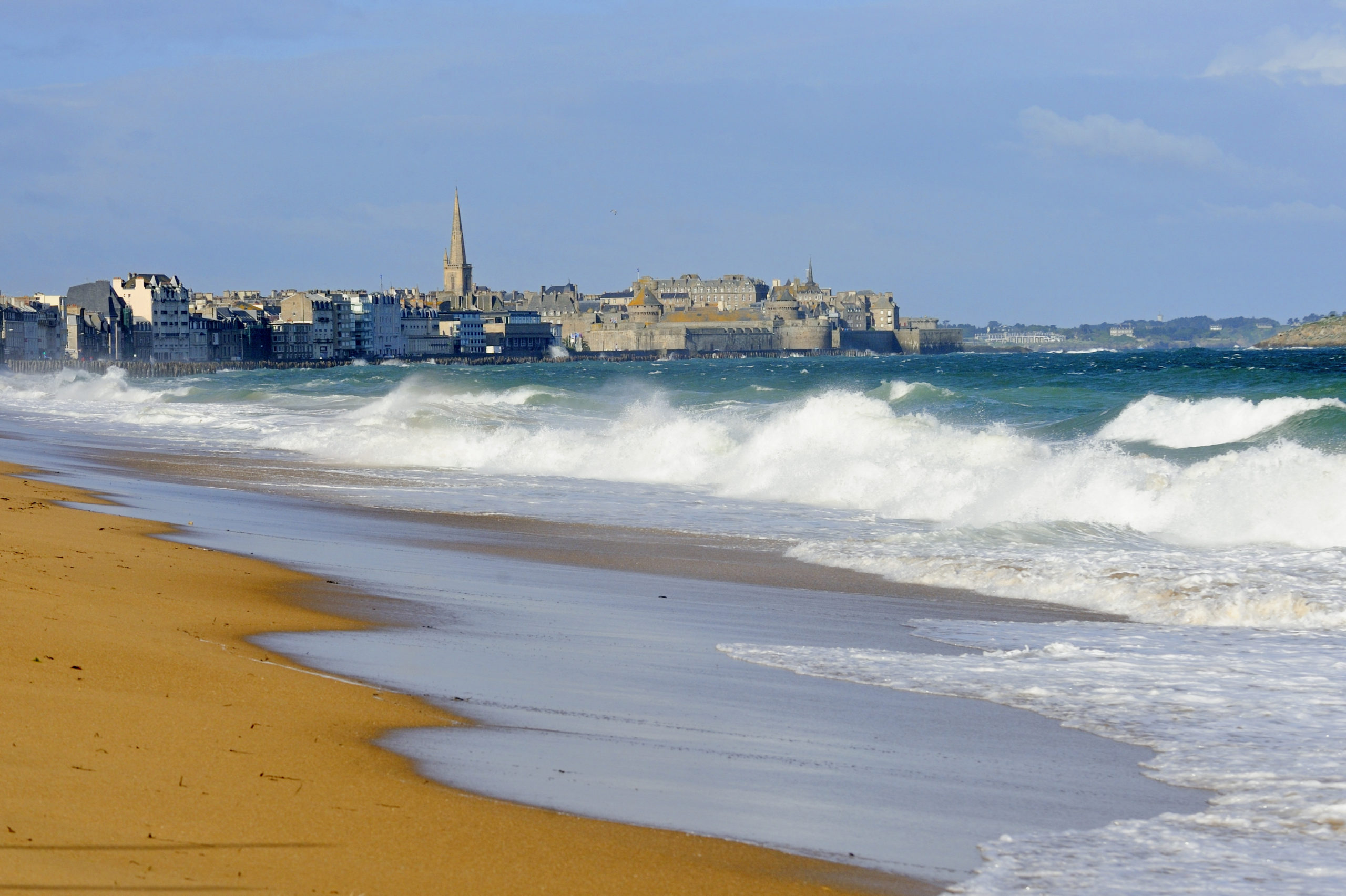 La grande plage du Sillon à Saint-Malo