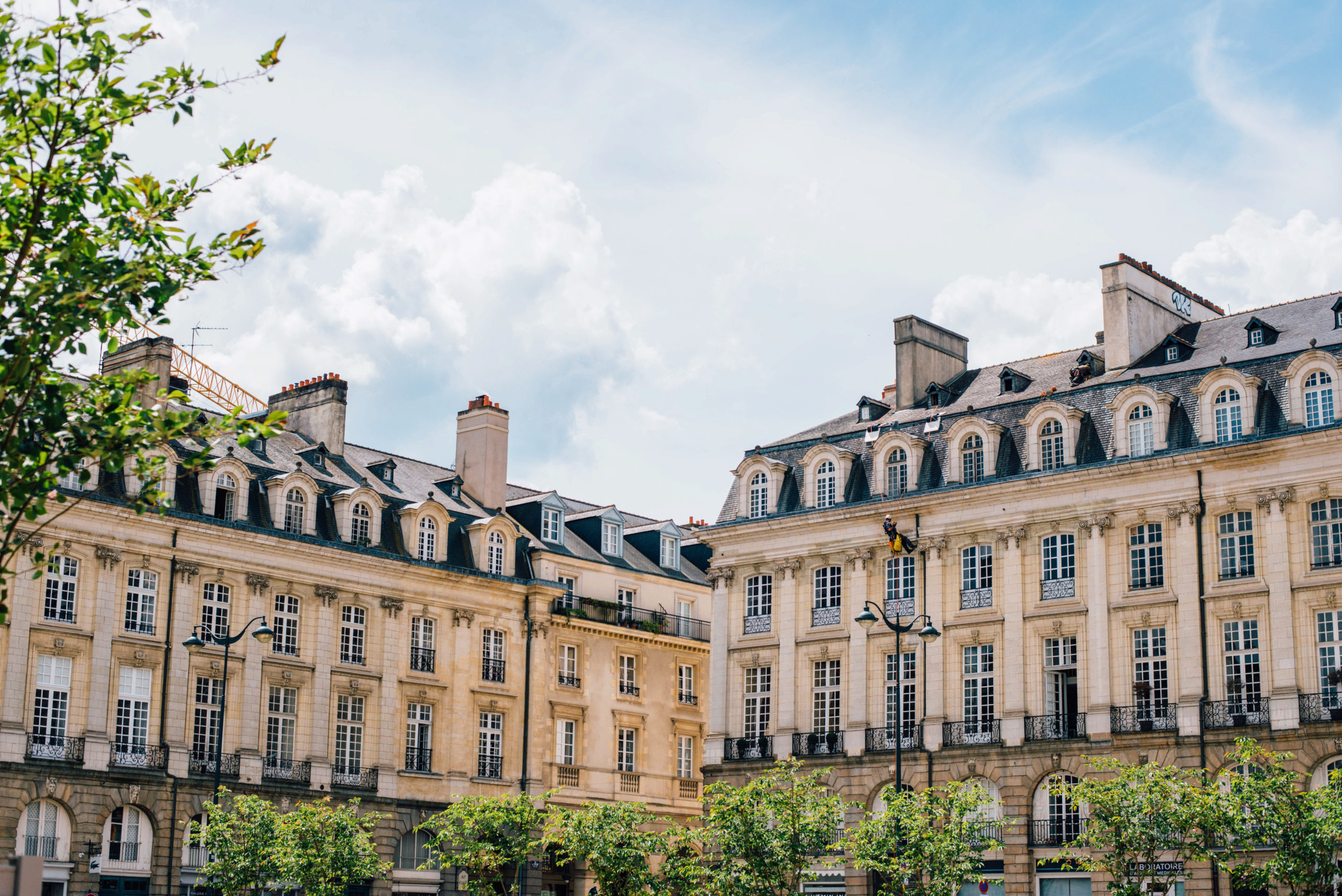 Rennes place du parlement. Plus belles villes à visiter en Ille-et-Vilaine Bretagne.