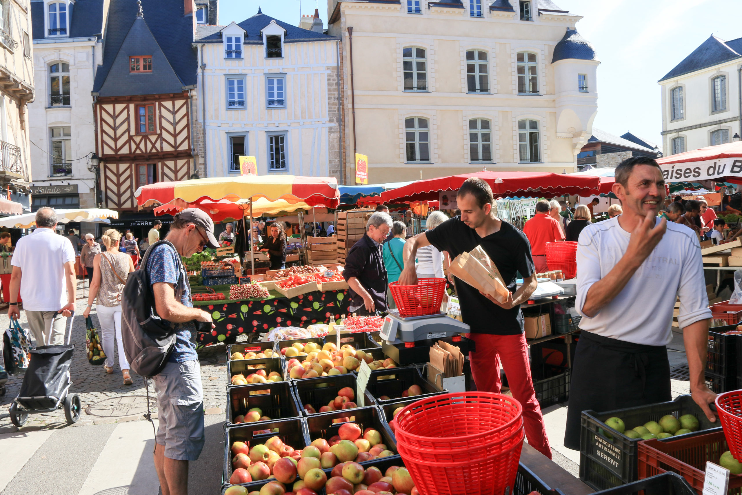 Marchés de la côte émeraude Ille-et-Vilaine